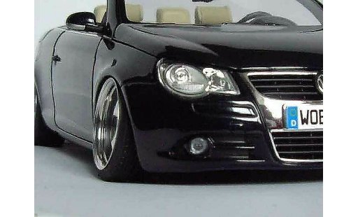 Volkswagen Eos Base 1/18 Norev german look modelauto