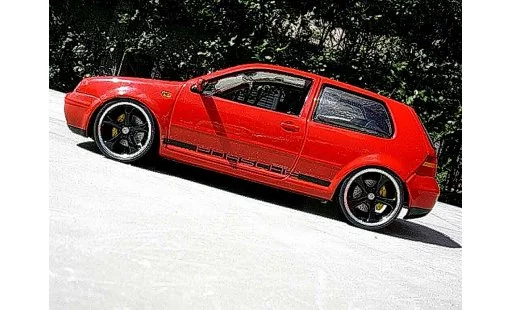Volkswagen Golf GTI 1/18 Revell 4 turbo swap moteur audi tt modelauto