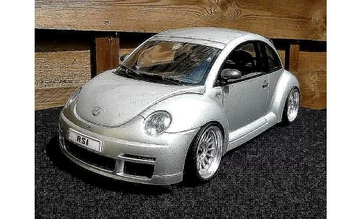 Volkswagen New Beetle RSI 1/18 Autoart r modelauto