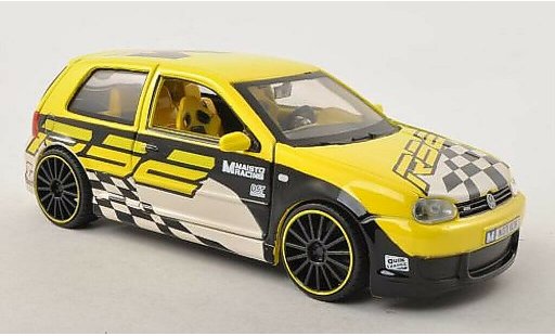 Volkswagen Golf R32 1/24 Maisto Tuning Racing geel met Dekoration 2003 modelauto