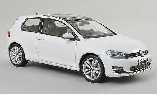Volkswagen Golf Base 1/43 Herpa wit 3-Turer modelauto