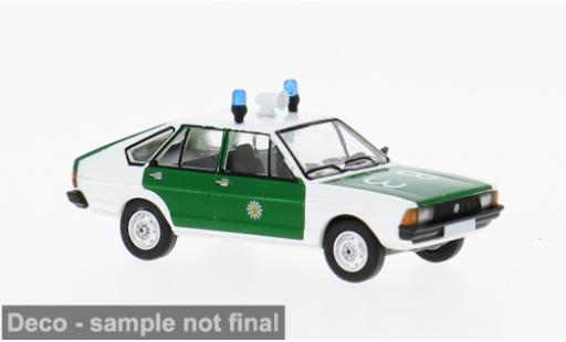 Modelauto Volkswagen Passat B1 1977 Politie Baden-W&Atilde;&frac14;rttemberg 1/87 PCX87