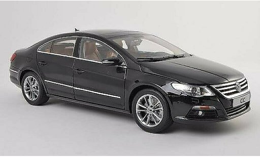 Volkswagen Passat CC 1/18 Paudi zwart 2011 modelauto
