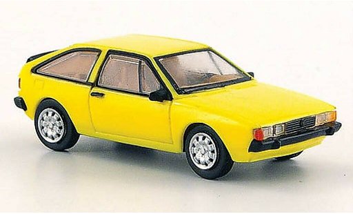 Volkswagen Scirocco Base 1/87 Norev II geel 1980 modelauto