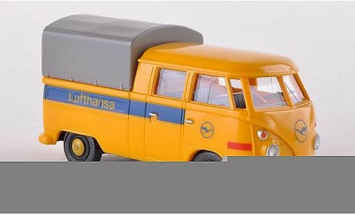 Volkswagen T1 Base 1/87 Wiking Doppelkabine Lufthansa met Plane modelauto