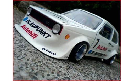 Volkswagen Golf GTI 1/18 Solido bergrennen modelauto