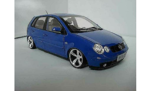 Volkswagen Polo Base 1/18 Anson 9n blauw jantes 14 pouces modelauto