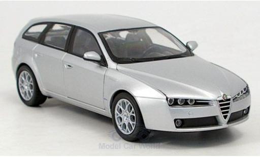 Modelauto Alfa Romeo 159 sportwagon grijs 1/24 Welly