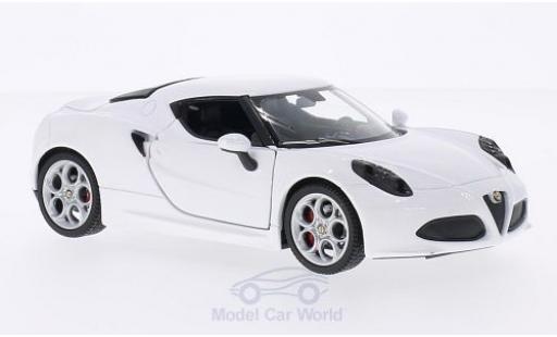 Modelauto Alfa Romeo 4C coupe wit 2014 1/24 Welly