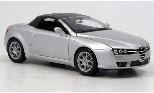 Modelauto Alfa Romeo Spider veloce grijs gesloten 1/24 Welly