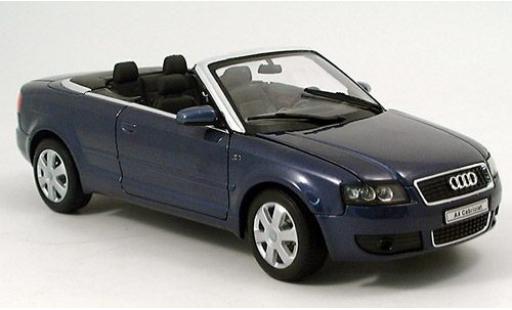 Modelauto Audi A4 cabriolet dkl.-blauw 2002 1/18 Welly