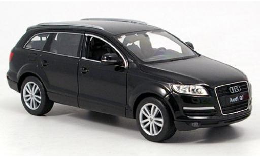 Modelauto Audi Q7 suv zwart 1/24 Welly