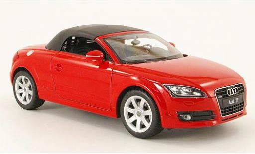 Modelauto Audi TT roadster rood gesloten 1/18 Welly