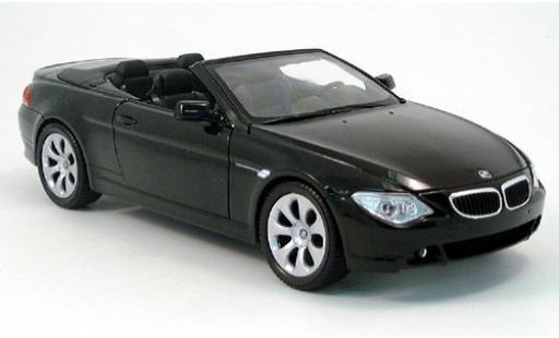 Modelauto Bmw 645 Cabriolet CI zwart 2004 1/18 Welly