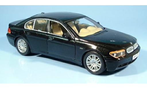 Modelauto Bmw 745 E65 i zwart 2002 1/24 Welly