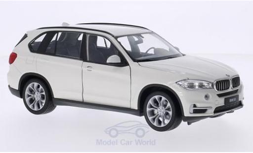 Modelauto Bmw X5 suv (F15) wit 1/24 Welly