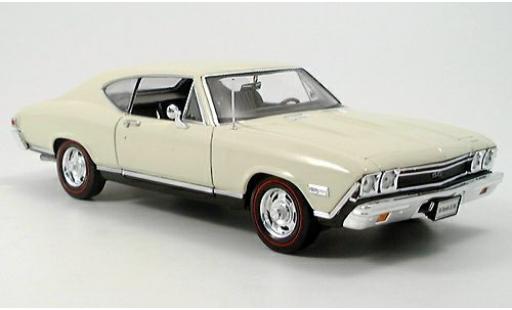 Modelauto Chevrolet Chevelle Coupe beige 1968 1/18 Welly