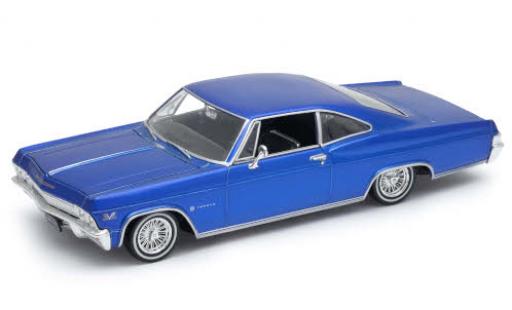 Modelauto Chevrolet Impala tuning SS 396 metallic blauw 1965 1/24 Welly