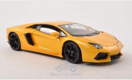 Modelauto Lamborghini Aventador LP 700-4 metallic geel 1/24 Welly
