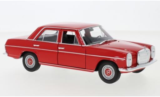 Modelauto Mercedes 220 Base (W115) rood 1968 1/24 Welly