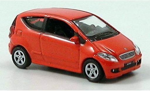 Modelauto Mercedes Classe A Base rood 1/87 Welly