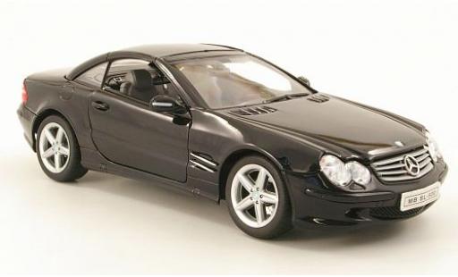 Modelauto Mercedes SL Base 500 (R230) Hardtop gesloten zwart 1/18 Welly