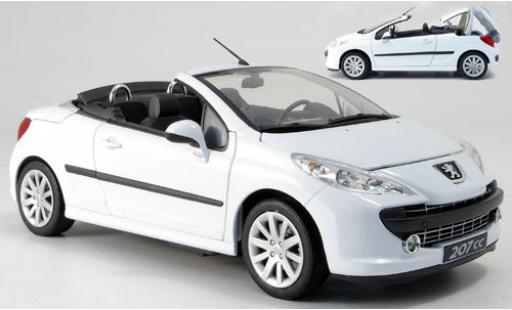 Modelauto Peugeot 207 CC wit 1/18 Welly