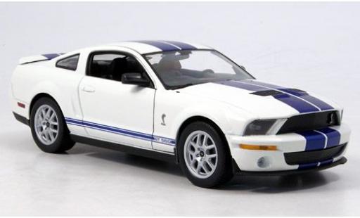 Modelauto Shelby Cobra GT500 GT 500 wei&Atilde;� 1/24 Welly