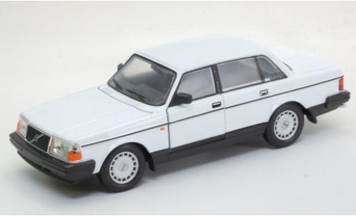 Modelauto Volvo 240 GL wit 1/24 Welly