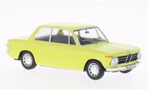 Modelauto Bmw 2002 berline geel 1/43 WhiteBox