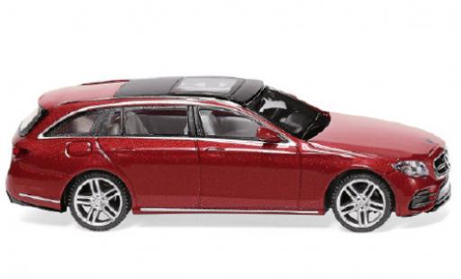 Modelauto Mercedes Classe E T-Modell AMG (S213) metallic rood 1/87 Wiking