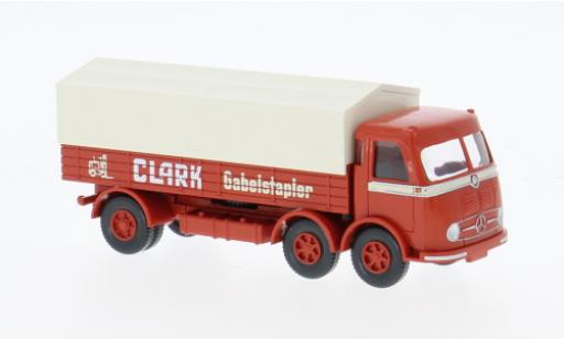 Modelauto Mercedes CLA Base LP 333 1958 Clark Gabelstapler 1/87 Wiking